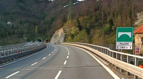 Verifiche Tecniche Sui Viadotti Autostrade Chiude La A26 Tra Pra E