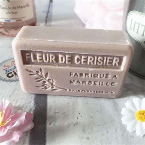 Savon De Marseille Bio Senteur Fleur De Cerisier 125 G