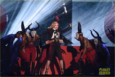 Madonna Shows Triumph Despite Fall In Brit Awards 2015 Performance Video Photo 3314202