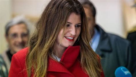 Vidéo Face à la polémique de la Une de Playboy Marlène Schiappa