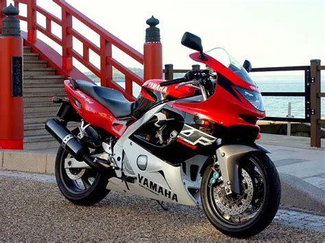 Yamaha Yzf600r Thundercat Bike Specs And Review Big Bike Reviews