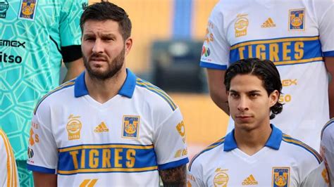 Tigres Se Toma Foto Oficial Del Clausura Con Gignac Y Lainez De