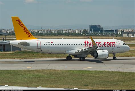 Pegasus Airlines Airbus A320 TC NBI Photo 92766 Airfleets Aviation