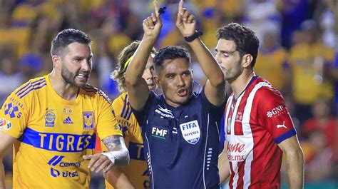 ¿robo A Tigres Vs Chivas El Análisis Arbitral De La Final De Ida En La