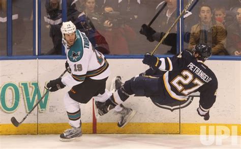 Photo San Jose Sharks Vs St Louis Blues SLP2012021211 UPI