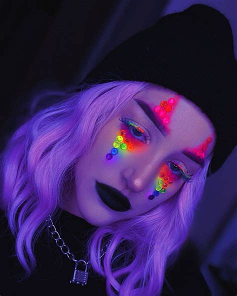 🤡 🤡 🤡 Instagram K Emme Clown Makeup Butterfly Makeup Neon Makeup