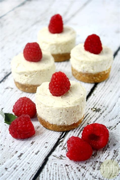 Low Carb Keto No Bake Mini Cheesecakes