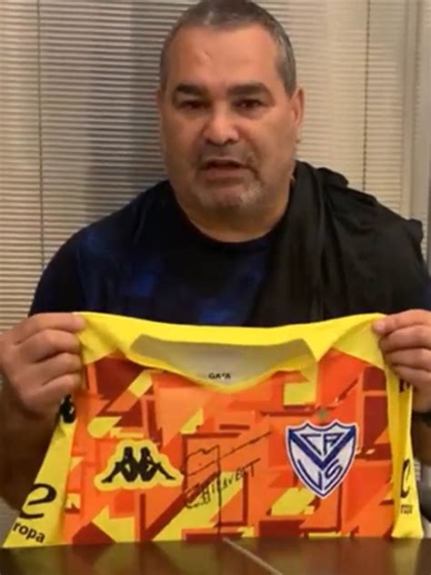 Camiseta de arquero Kappa firmada por José Luis Chilavert Bien de Bien