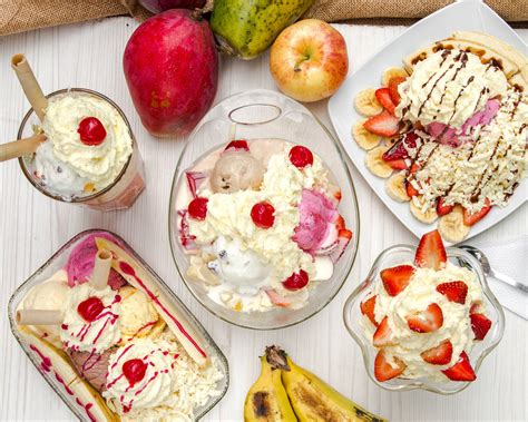 Ensalada De Frutas Con Helado En Copa Acerca De Helado