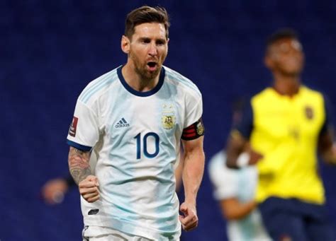 Messi Phát Biểu Cảm động Sau Khi Sánh Ngang Ronaldo Bóng đá Thế Giới