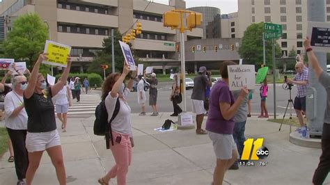 As Senate Debates Obamacare Skinny Repeal Protests In Triangle Abc11 Raleigh Durham