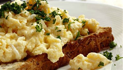 Cremoso E Cheio De Sabor Aprenda Truques Para Fazer Um Ovo Mexido De