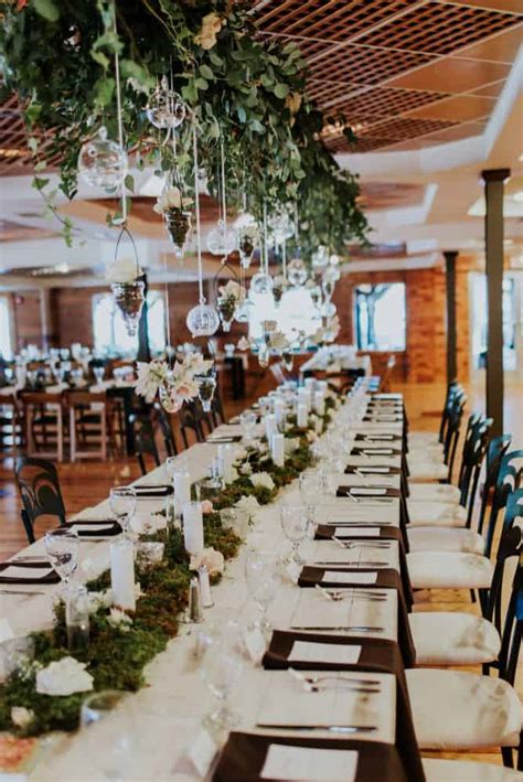 Chic Ideas For A Rustic Wedding Theme