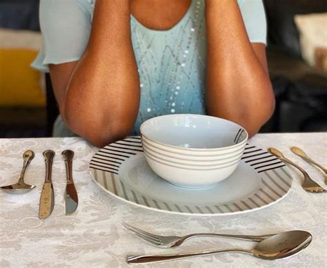 Is It Wrong To Put Your Elbows On The Table The School Of Etiquette