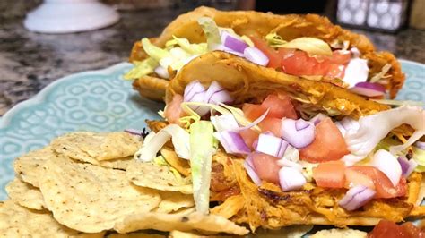 Crockpot Queso Chicken Tacos In The Kitchen With Momma Mel