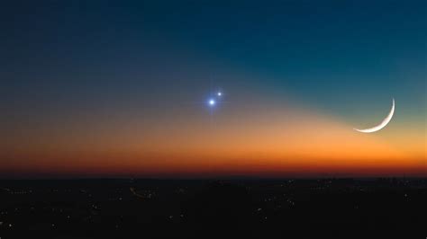 Jupiter And Venus Kiss In A Stunning Planetary Conjunction Tonight Here S How To Watch