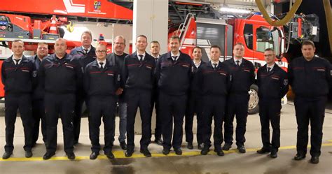 St Tzpunktfeuerwehr Zella Mehlis Neue Wehrleitung Gew Hlt Stadt