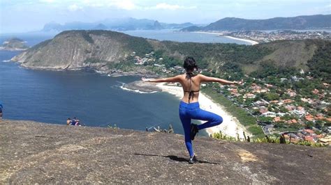 Costão de Itacoatiara muita emoção e um lindo visual de Niterói RJ