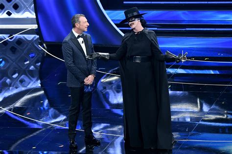 Sanremo Drusilla Zorro Michele Bravi In Rosso Voti Ai Look