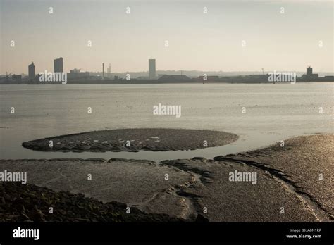 The River Thames At Rainham Essex Stock Photo Alamy