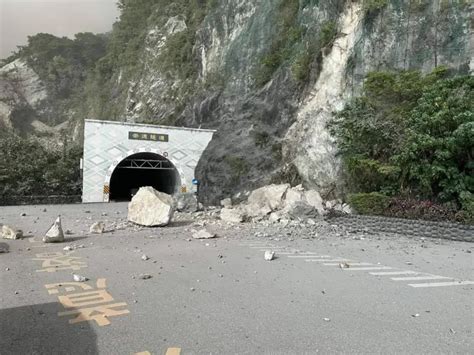 快訊／台九線崇德隧道岩壁坍方 蘇花公路土石崩落砸中多部車 社會 Nownews今日新聞