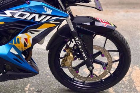 Honda Sonic 150R Tampil Menawan Ubahan Simpel Pengereman Full Brembo