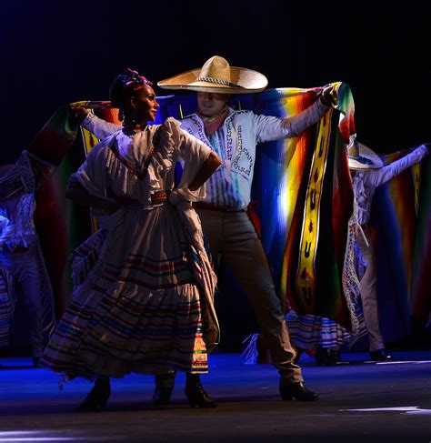 On the go: Ballet Folklórico de México and Oktoberfest Houston