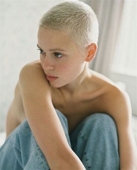 Pin By Volker R Waltinger On So Buzzed Hair Women Very Short Hair