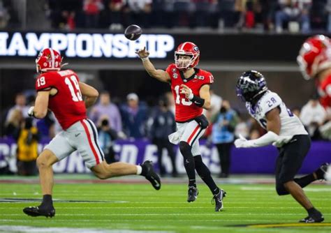 La Story Georgia Footballs Stetson Bennett Joins Matthew Stafford