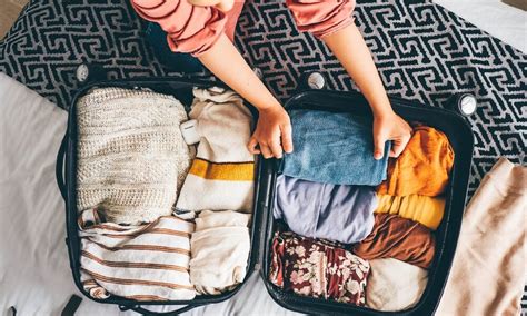 facts  packing  luggage holidays