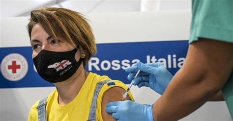 Coronavirus Ultime Notizie Oggi Altri 44 672 Casi 29 6 Sulla