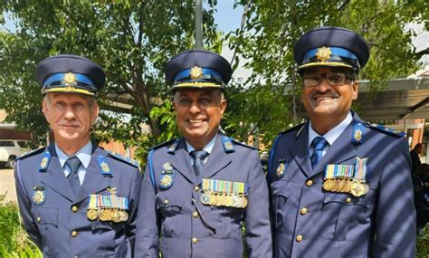 Potch Station Commander Receives 40 Year Loyal Service Medal