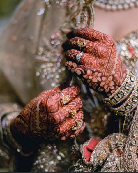 Tena Durrani Mehendi Bangles Bride