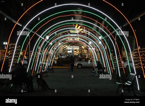 Venta Adornos Navidenos Iluminados Quito Mi Rcoles De Diciembre