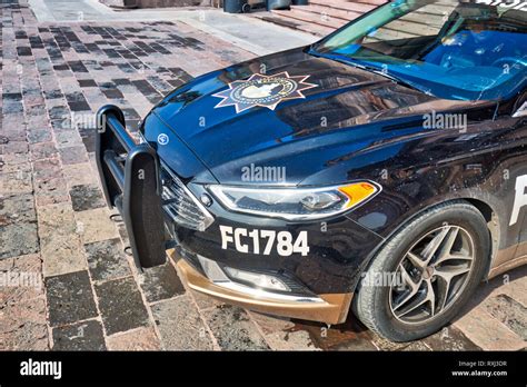 Mexican police car hi-res stock photography and images - Alamy