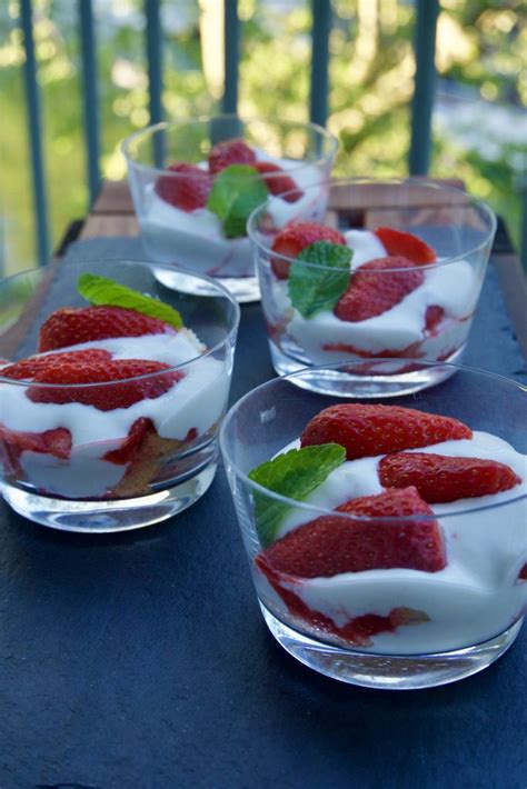 Trifle Aux Fraises Food For You