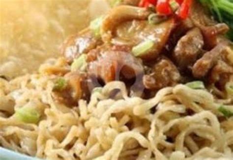 16 Rumah Makan Mie Ayam Telor Paling Enak di Jakarta - MenuKuliner.net