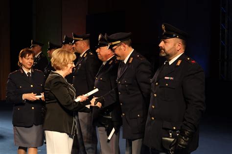 Anniversario Della Fondazione Della Polizia A Messina Premi E