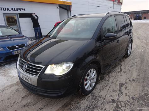 Volkswagen Touran Tsi Kw Hv Freestyle Uusi Moottori