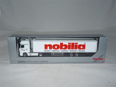 Herpa 954624 Mercedes Benz Actros18 Gigaspace Koffer Sattelzug Nobilia