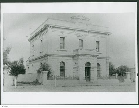 National Bank Jamestown • Photograph • State Library Of South Australia