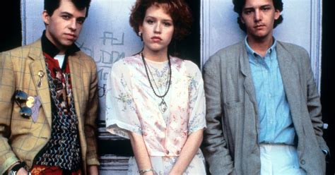 The Costume Designer For Pretty In Pink Finally Explains That Prom