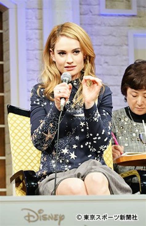 「シンデレラ」リリー・ジェームズ 来日会見でナマ美脚披露 東スポweb