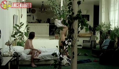 Naked Stefania Sandrelli In Le Voyage De Noces