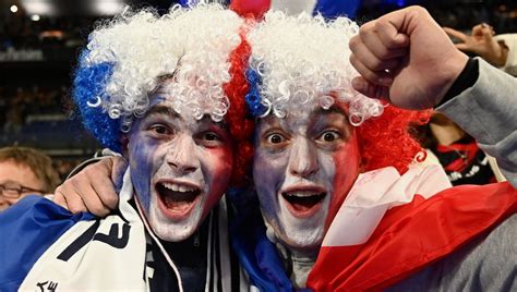 Coupe du monde un Poitevin s apprête à partir supporter les Bleus au