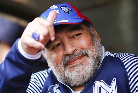 Artistas E Esportistas Lamentam Morte De Diego Maradona Quem Quem News