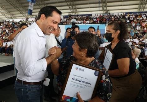 El Gobernador Mauricio Vila Dosal Inauguró Los Planteles Azteca En Mérida