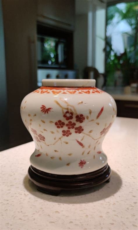 Antique Chinese Porcelain Vase Hobbies Toys Memorabilia