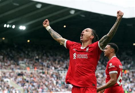 Nunez Scores Two Late Goals As 10 Man Liverpool Recovers To Beat