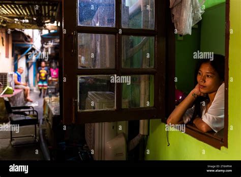 Slums Bangkok Thailand Hi Res Stock Photography And Images Alamy